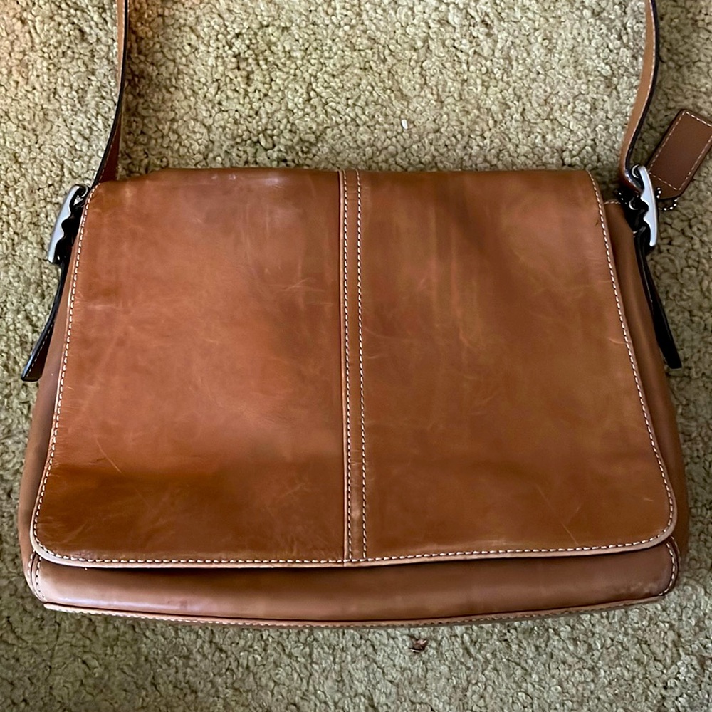 Coach caramel color crossbody bag EUC
